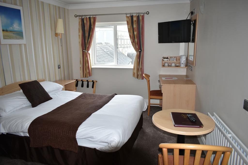 The Corralea Court Hotel Tuam Luaran gambar